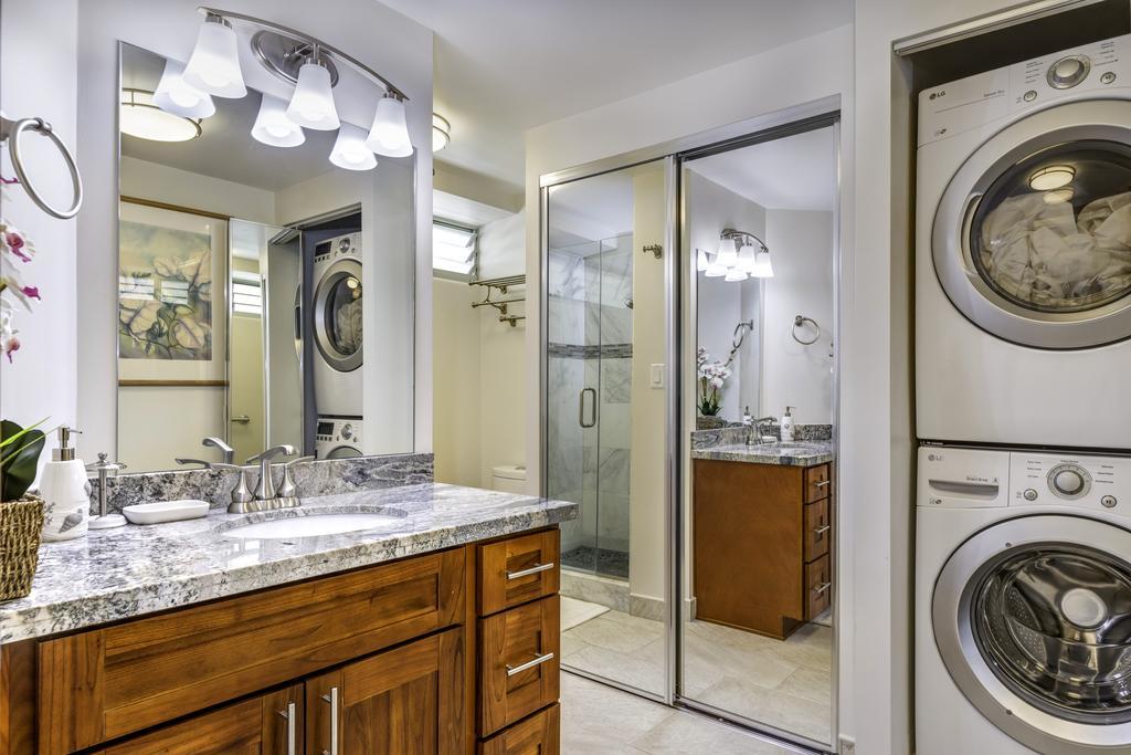 Апартаменты Waikiki Shore 515 Beachfront & Upgrade Гонолулу Экстерьер фото